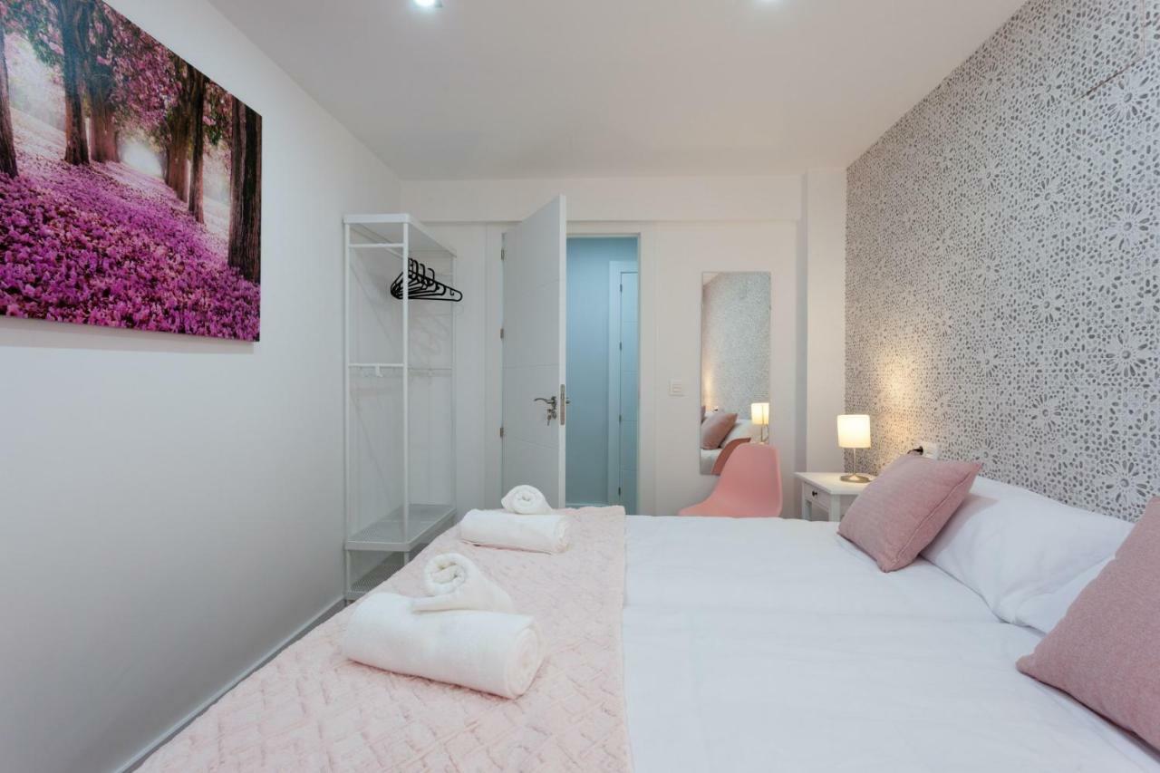 Apartamentos Reina Isabel Гранада Экстерьер фото