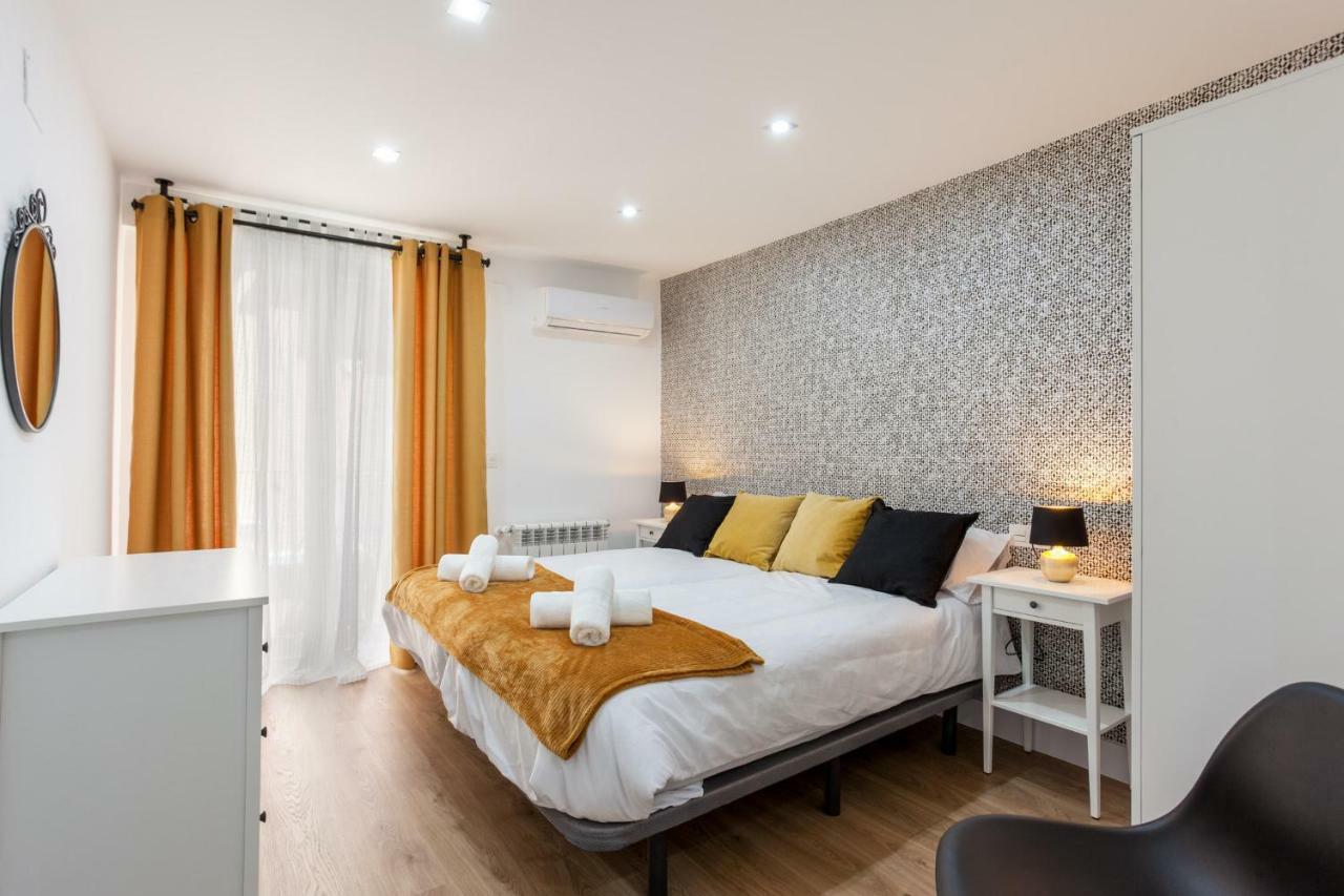 Apartamentos Reina Isabel Гранада Экстерьер фото